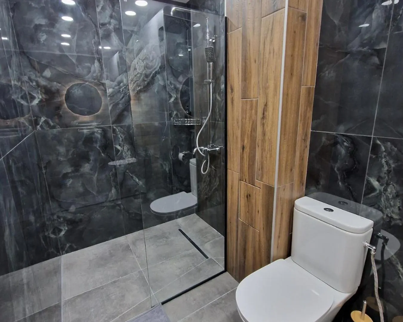 Studio Neven Whit Free Parking 1 Br Varna